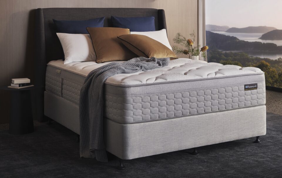 Desktop IMAGE HALF Acclaim 7